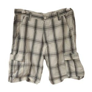 WRANGLER Mens 34 White Blue Striped Plaid Cargo 6/8 Pocket Shorts 10" inseam